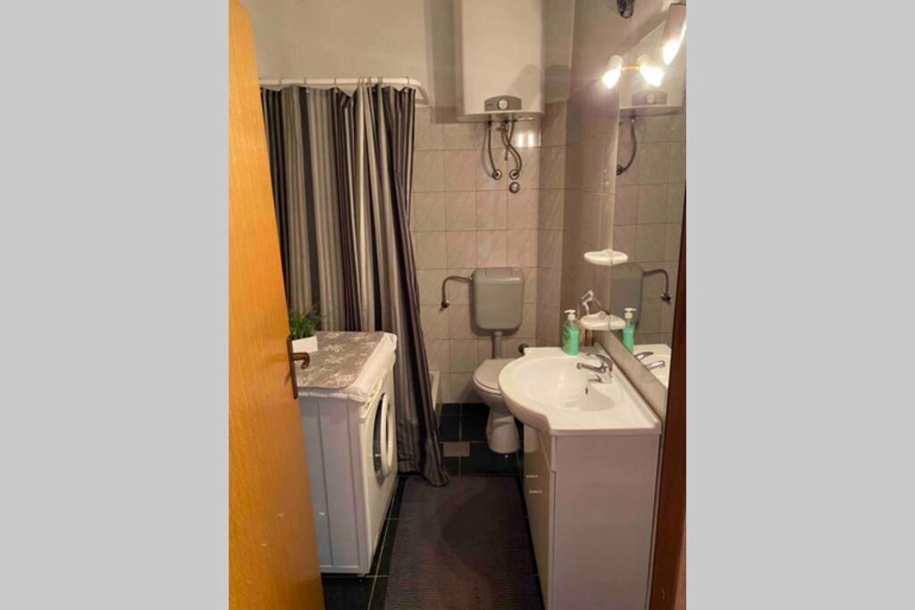 Apartament Apartman Toma Slatine Zewnętrze zdjęcie
